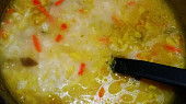 Rychlá zapražená rýžová polévka s kapustičkami-třeba když zbyde rýže, polévku vaříme 20 minut.....