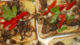 Rychlé houbové toasty