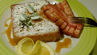 Texas toast, Texas toast se slaninou
