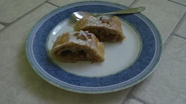 Vánoční jablkový štrúdl
