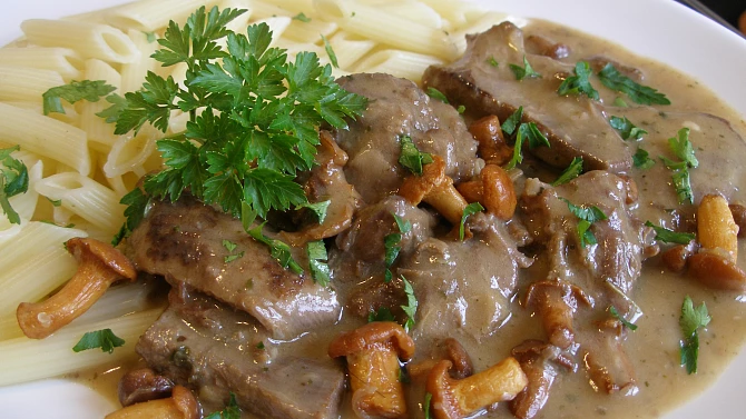 Zvěřina s liškami a majoránkou