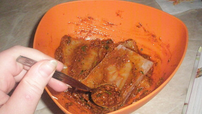 Africká rybí chermoula, marinovanie