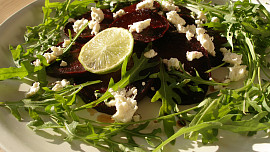 Carpaccio z pečené červené řepy