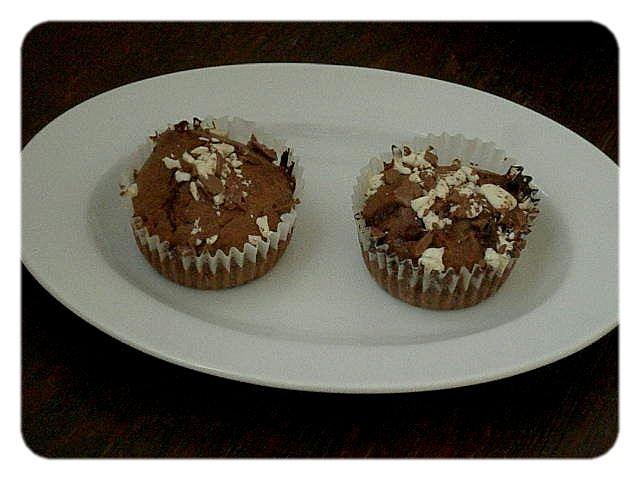Kakaové  muffiny s kousky čokolády