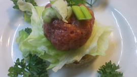 Kanapky s tatarským biftekem - tip na Silvestra