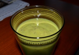 Kiwi smoothie s avokádem