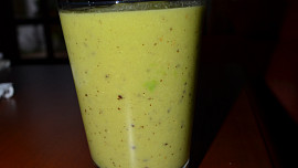 Kiwi smoothie s avokádem