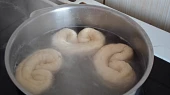 Louhované slané preclíky