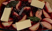 Pečený bažant s jablečno-brusinkovou nádivkou, Vínko s kořením
