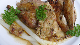 Perlička s chřestovou nádivkou