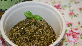 Pesto z rukoly (rokety)