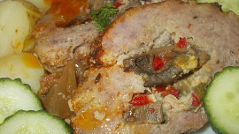 Sekaná s náplní plněných žampiónů