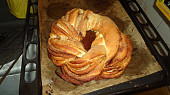 Skořicový pletenec (Estonský kringel) (můj pletenec)