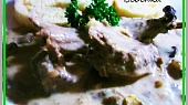 Srnčí žebírka na houbách se smetanou, Srnčí žebírka na houbách se smetanou