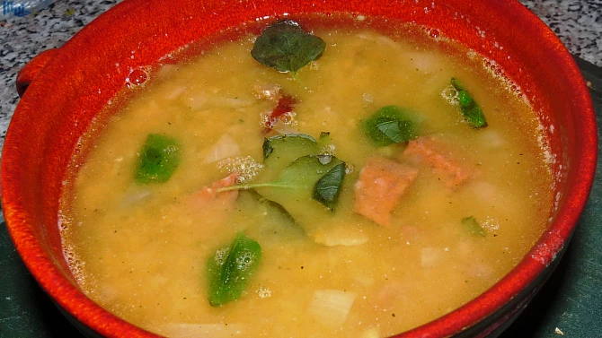 Sváteční čočkovka