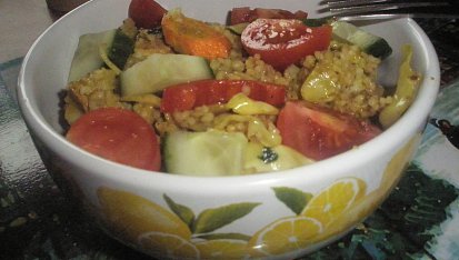 Tofu s kuskusem a zeleninou