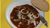 Vepřovo-drůbeží guláš