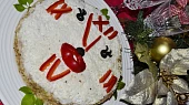 Vrstveny salat ako hodiny