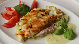 Zapečený chřest s brambory a cuketou