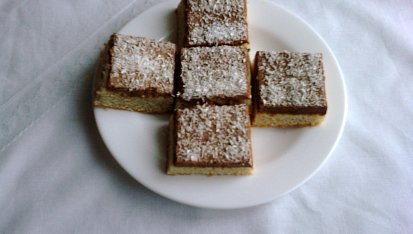 Buchta s čokokysankou