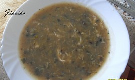 Celerovo-pórková polévka s houbami