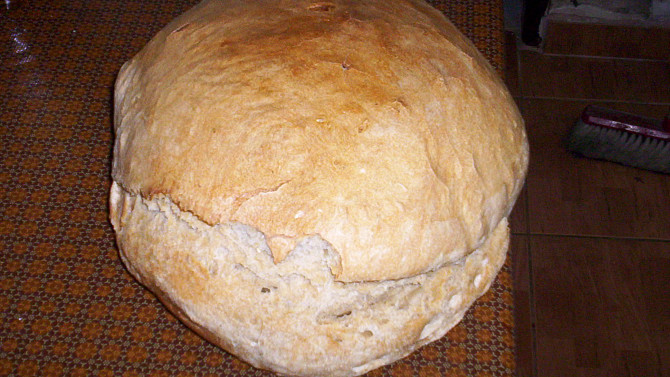 Chleba  z pravého kvásku, to je chlebík dneska pečený