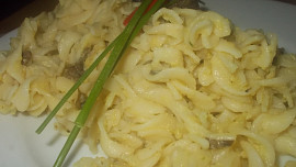 Citronové těstoviny s bazalkou a parmezánem