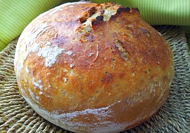 Domácí chléb se syrovátkou