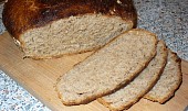 Domácí chléb se syrovátkou