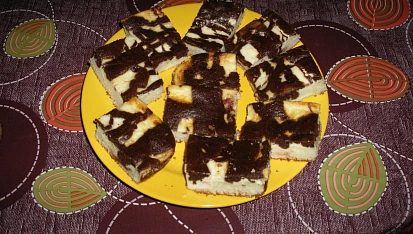 Koláč s tvarohem a marmeládou