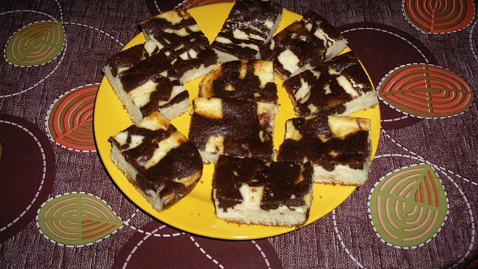Koláč s tvarohem a marmeládou