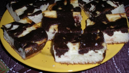 Koláč s tvarohem a marmeládou