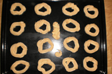 před pečením
