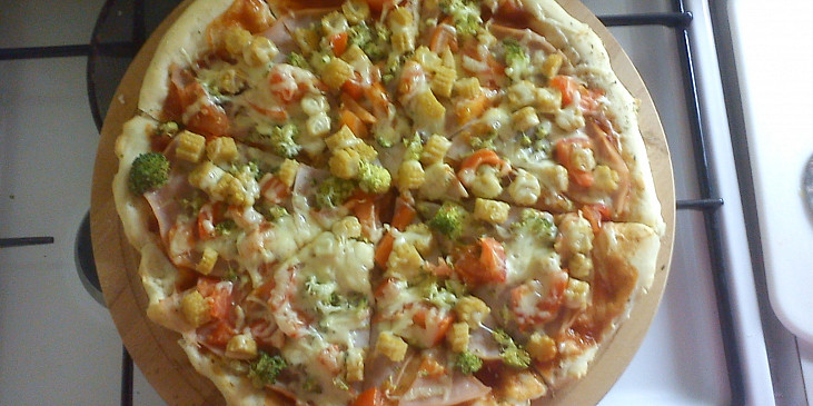 Nejlepší a nejjednodušší pizza (Zeleninová pizza)