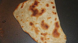 Paratha - Překládané celozrnné placky