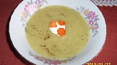 Polévka krémová z květákových listů