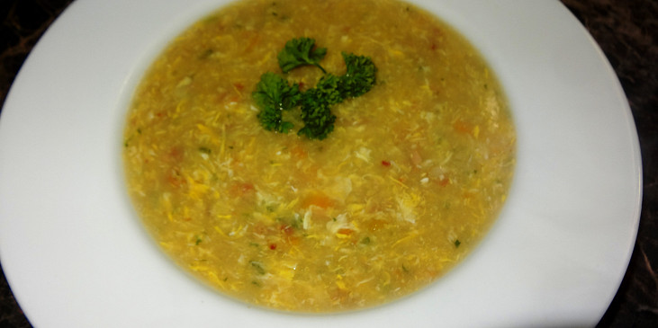 Slaninovo-krupicová polévka