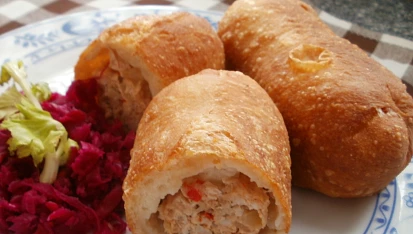 Smažené pirohy s kuřecím masem