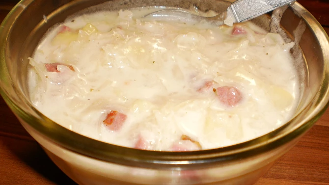 Suchovské kyselé s hubami