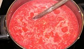 Sýrová polévka z červené řepy