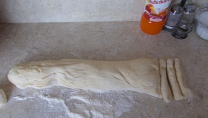 Těsto na pletýnky z pekárny