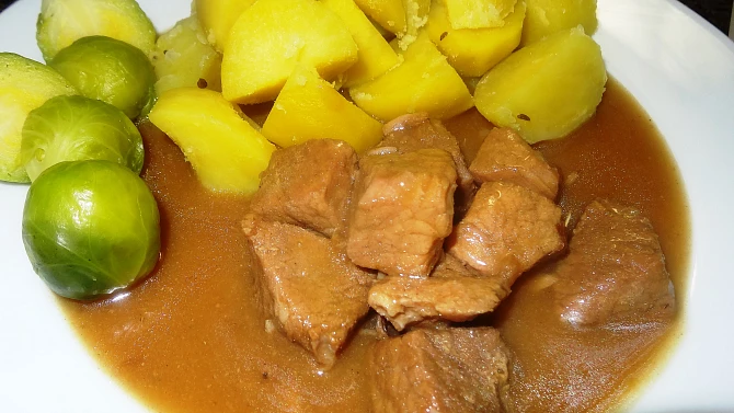 Vepřová kýta na kmínu s kapustičkami, Vepřová kýta na kmínu s kapustičkami