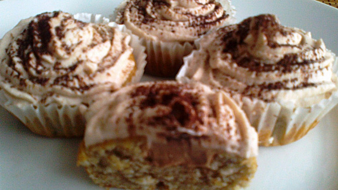 Banánové muffiny s krémem, muffiny - cupcakes