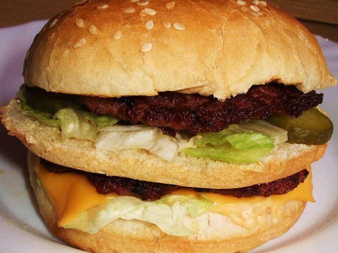 BigMac ( Hamburger )