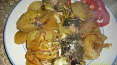 Brambory, brokolice, maso - vše na jednom plechu