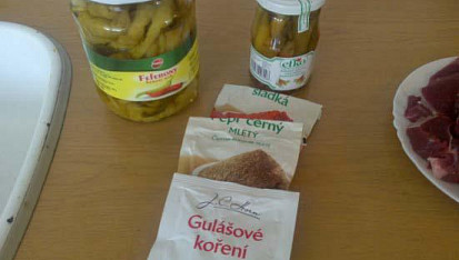Čertův guláš, část surovin