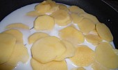 Česneková krkovice s gratinovanými bramborami