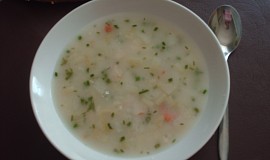 Cibulová polévka s kapáním