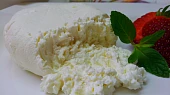 Domaci smetanova ricotta