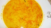 Indická mrkvová polévka, detail...